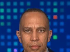 Jeffries: O impeachment de Trump não é uma prioridade se os democratas ganharem a maioria na Câmara Jeffries: O impeachment de Trump não é uma prioridade se os democratas ganharem a maioria na Câmara