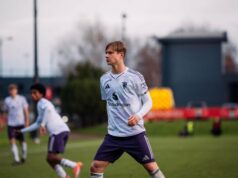 Jim Thwaites sempre foi bem avaliado, mas o garoto-prodígio do Man Utd realmente chamou a atenção de Carrick Jim Thwaites sempre foi bem avaliado, mas o garoto-prodígio do Man Utd realmente chamou a atenção de Carrick