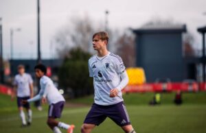 Jim Thwaites já recebeu educação perfeita para ser lançado na próxima temporada, ele ‘fará tudo’ Jim Thwaites sempre foi bem avaliado, mas o garoto-prodígio do Man Utd realmente chamou a atenção de Carrick