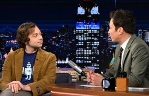 Jimmy Fallon pede desculpas a Christian Hubicki do ‘sobrevivente’ por inventar uma reviravolta que o eliminou Jimmy Fallon pede desculpas a Christian Hubicki do 'sobrevivente' por inventar uma reviravolta que o eliminou