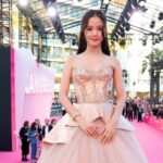 Jisoo do Blackpink está determinada a desempenhar 'variedades de papéis' no futuro após o prêmio de estrela em ascensão no Canneseries: 'Isso me faz querer trabalhar mais'