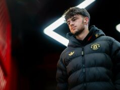 Jogador de 21 anos sofre golpe duplo – um deles tem impacto em sua função no Manchester United na próxima temporada Jogador de 21 anos sofre golpe duplo – um deles tem impacto em sua função no Manchester United na próxima temporada