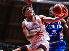 John’s vence as melhores escolas do explosivo armador inglês Quinn Ellis John's vence as melhores escolas do explosivo armador inglês Quinn Ellis