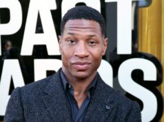 Jonathan Majors caiu por uma janela no set de filmes de ação do Daily Wire; Os produtores minimizam o acidente em meio à greve da tripulação Jonathan Majors caiu por uma janela no set de filmes de ação do Daily Wire; Os produtores minimizam o acidente em meio à greve da tripulação