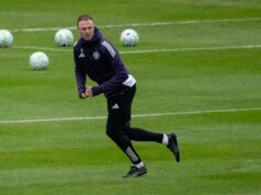 Jonny Evans fala sobre a ‘estranha’ realidade de treinar ex-companheiros de equipe do Man Utd Jonny Evans fala sobre a 'estranha' realidade de treinar ex-companheiros de equipe do Man Utd