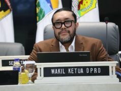 KPK Geledah Rumah Wakil Ketua DPRD Jabar Ono Surono di Bandung, Duit Arisan Istri Disita KPK Geledah Rumah Wakil Ketua DPRD Jabar Ono Surono di Bandung, Duit Arisan Istri Disita