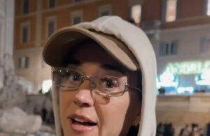 Katy Perry coloca seu cartão de crédito na Fonte de Trevi, em Roma, para ‘boa sorte’ em meio à polêmica sobre Ruby Rose Katy Perry, 41, foi fotografada colocando seu cartão de crédito na icônica Fonte de Trevi enquanto visitava Roma, Itália, em um vídeo compartilhado em suas redes sociais no domingo.