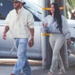 Kim Kardashian parece estar falando sério com o namorado Lewis Hamilton quando os dois foram vistos entrando em uma loja de design para comprar tapetes luxuosos enquanto estavam em Los Angeles na quarta-feira.
