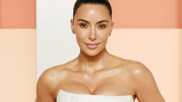 Kim Kardashian produz o drama de prisão da Broadway 'The Fear of 13' para chamar a atenção para a reforma da justiça criminal
