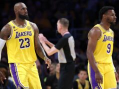 LeBron James se divertindo com a oportunidade de fazer história com o filho Bronny LeBron James revela que o filho Bronny 21 se mudou e não falamos tanto