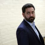 Legislador do Partido Republicano diz que o Congresso 'tomará as medidas necessárias' se a guerra no Irã se arrastar