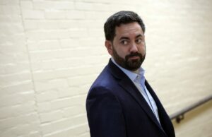 Legislador do Partido Republicano diz que o Congresso ‘tomará as medidas necessárias’ se a guerra no Irã se arrastar Legislador do Partido Republicano diz que o Congresso 'tomará as medidas necessárias' se a guerra no Irã se arrastar