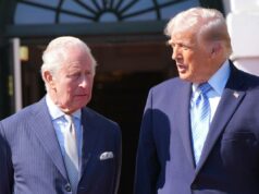 Leitor labial revela o que o presidente Trump disse ao rei Carlos III depois que a realeza chegou à Casa Branca Leitor labial revela o que o presidente Trump disse ao rei Carlos III depois que a realeza chegou à Casa Branca