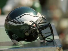 Lendário Eagles Edge Rusher, membro do Hall da Fama da faculdade, morre aos 96 anos Eagles Willie Irvin obituary