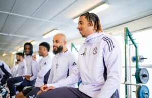 Leny Yoro envia mensagem no Instagram que pode ser uma forte resposta à piada de Paul Scholes Leny Yoro envia mensagem no Instagram que pode ser uma forte resposta à piada de Paul Scholes