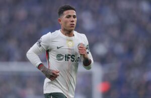 Liam Rosenior mantém o Man Utd em dúvida com a atualização enigmática de Enzo Fernández Liam Rosenior mantém o Man Utd em dúvida com a atualização enigmática de Enzo Fernández