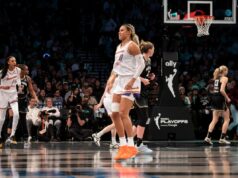 Liberty contrata All-Star Satou Sabally na agência gratuita WNBA para construir Big 4 Satou Sabally, do Phoenix Mercury, reagindo a um chute sobre Emma Meesseman, do New York Liberty, durante um jogo dos playoffs da WNBA.