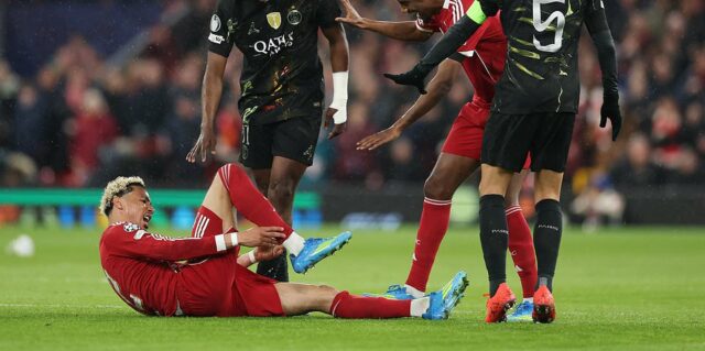 Liverpool x PSG - Liga dos Campeões AO VIVO: último placar, notícias do time e atualizações enquanto Arne Slot sofre um golpe no primeiro tempo enquanto Hugo Ekitike é retirado em uma maca enquanto os Reds buscam outro retorno europeu icônico
