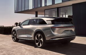 Lucid Motors faz recall de mais de 4.000 SUVs Gravity citando cintos de segurança soldados incorretamente Lucid Gravity SUV