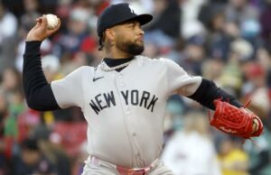Luis Gil, dos Yankees, derrota o Red Sox sem o melhor material e velocidade Luis Gil arremessou 6 entradas sem gols de ¹/₃ na vitória dos Yankees por 4 a 0 sobre os Red Sox em 21 de abril de 2026 no Fenway Park.