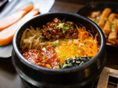 Mãe ficou chocada ao descobrir refeições servidas em escola do Texas em comparação com a Coreia Mãe ficou chocada ao descobrir refeições servidas em escola do Texas em comparação com a Coreia