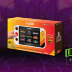 Mais de 200 jogos clássicos da Atari estão incluídos neste dispositivo portátil de US$ 125