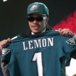 Makai Lemon fica emocionado na noite do draft da NFL depois de assistir a um vídeo surpresa e sincero