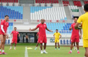 Malut United Tetap Fokus Lawan Arema FC de Tengah Duka Gempa Maluku Utara Malut United Tetap Fokus Lawan Arema FC de Tengah Duka Gempa Maluku Utara