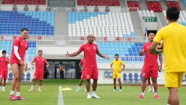 Malut United Tetap Fokus Lawan Arema FC de Tengah Duka Gempa Maluku Utara

