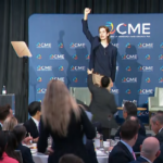 O ativista de 19 anos gritou