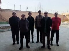 Manifestantes iranianos desafiadores cantam em um vídeo angustiante antes de serem enforcados: “O trono do tirano será destruído” Manifestantes iranianos desafiadores cantam em um vídeo angustiante antes de serem enforcados: “O trono do tirano será destruído”