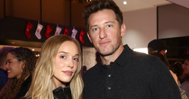 Cronograma de relacionamento de Alex Cooper e marido Matt Kaplan