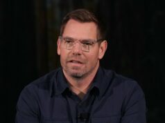 Marido do acusador de Eric Swalwell responde ao vídeo de negação do congressista GettyImages-2258202352 marido acusador de swalwell