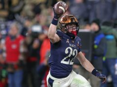 Marinha quebra sequência de draft de 70 anos da NFL Pittsburgh Steelers RB Eli Heidenreich