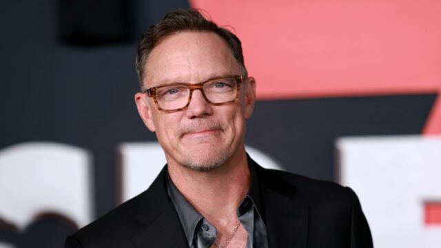 Matthew Lillard diz que a nostalgia é 'uma das razões pelas quais Hollywood está' me contratando de novo ': 'Acho que ninguém realmente gosta de mim. Eles simplesmente sentem falta dos velhos tempos
