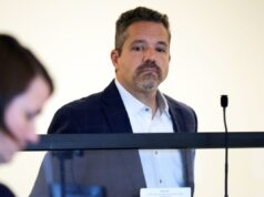 Médico de Massachusetts indiciado por 81 novas acusações de agressão sexual por suposto abuso ao longo de vários anos Derrick Todd, desonrado, é processado no Tribunal Superior do Condado de Middlesex em 17 de janeiro de 2025.