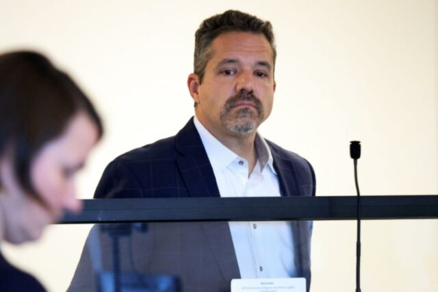 Derrick Todd, desonrado, é processado no Tribunal Superior do Condado de Middlesex em 17 de janeiro de 2025.