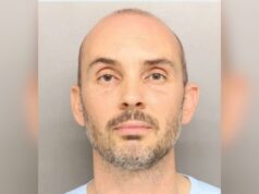 Médico de Ohio encontrado morto após ser acusado de pagar a uma adolescente de 16 anos, canetas vaporizadoras e pequenos trocados por sexo Francis Kearse foi encontrado morto em Trenton, Ohio, em 27 de março, dias antes de sua acusação por prostituição de menor em 31 de março de 2026.