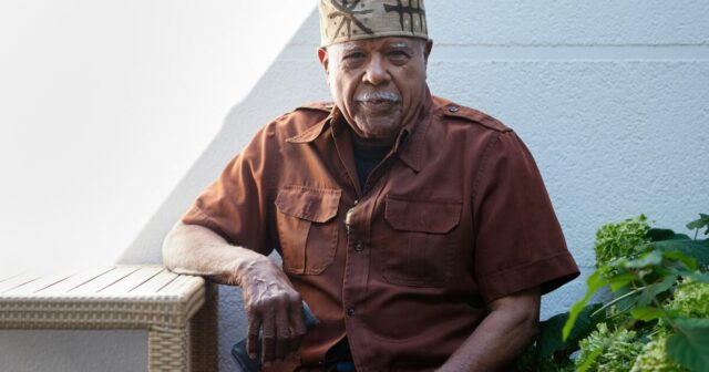 Melvin Edwards, escultor que uniu a diáspora africana em 'Fragmentos de Lynch', morre aos 88 anos
