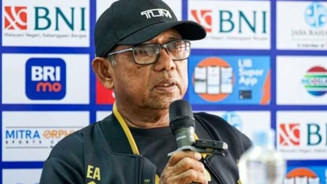 Mengenal Emral Abus: 'Guru' Para Pelatih Indonésia yang Kini Jadi Lawan Garuda Muda di Piala AFF U-17
