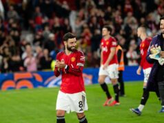 Michael Carrick beneficia da mudança de Bruno Fernandes imposta por Amorim Michael Carrick beneficia da mudança de Bruno Fernandes imposta por Amorim