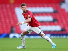 Michael Carrick pode finalmente devolver o garoto-prodígio ao time principal do Man Utd após a decisão de Adam Lawrence Michael Carrick pode finalmente devolver o garoto-prodígio ao time principal do Man Utd após a decisão de Adam Lawrence