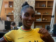 Michaela Coel diz que os africanos não querem mais viver na Grã-Bretanha – ao revelar que se sente “mais em paz” em Gana do que em Londres A atriz britânica-ganesa Michaela Coel, 38, afirmou que os africanos ocidentais não querem mais viver no Reino Unido