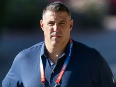 Mike Vrabel perdeu o terceiro dia do Draft da NFL de 2026 para buscar aconselhamento em stunner Técnico dos Patriots, Mike Vrabel