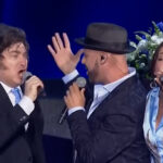 Milei da Argentina canta e acende tocha para o dia nacional de Israel