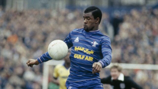 Millwall recebe desculpas pelo uso do distintivo do clube em livreto anti-racismo
