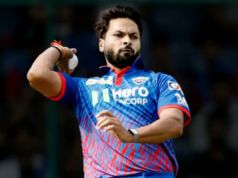 Mukesh Kumar ajuda DC a escolher dois postigos rápidos; MI alcança 73 corridas em 10 saldos Mukesh Kumar ajuda DC a escolher dois postigos rápidos; MI alcança 73 corridas em 10 saldos