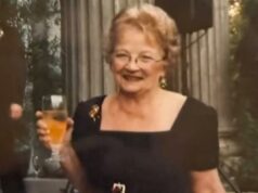 Mulher da Pensilvânia se torna a terceira doadora de órgãos mais velha dos EUA, aos 97 anos: ‘Última forma de doar’ Peggy Fields sorrindo e segurando um copo.