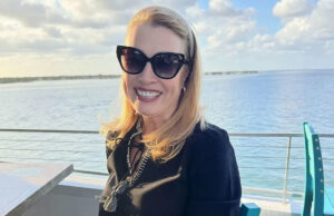 Mulher diagnosticada com câncer vulvar, cervical e anal depois de saber que seu marido de 30 anos a traiu Eileen McGill Fox Crédito: Maura Mudd