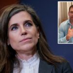 A deputada norte-americana Nancy Mace olhando para cima e para a esquerda.